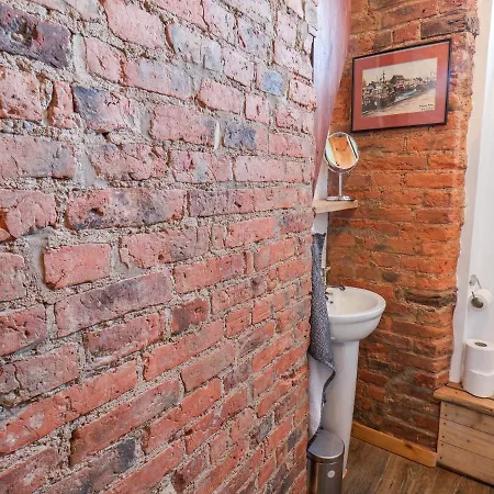 16 St Sepulchre Street * Scarborough